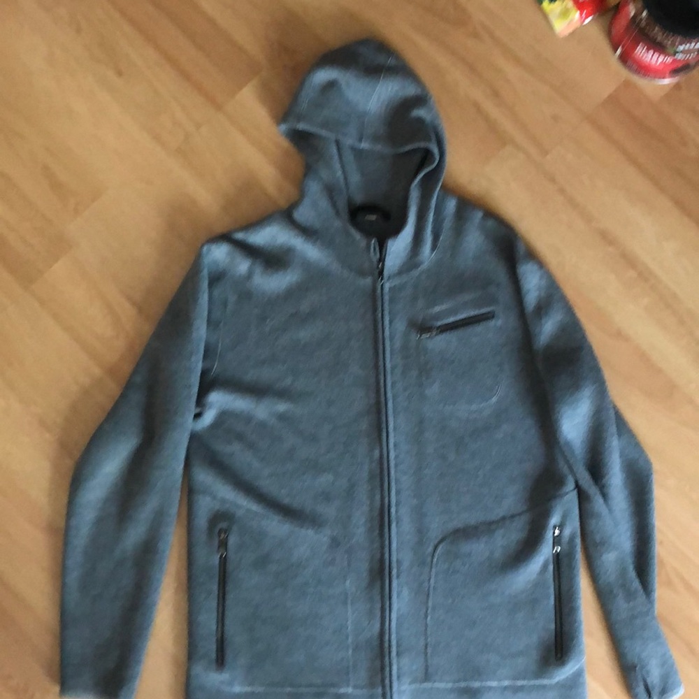 Lululemon Men’s zip up hoodie